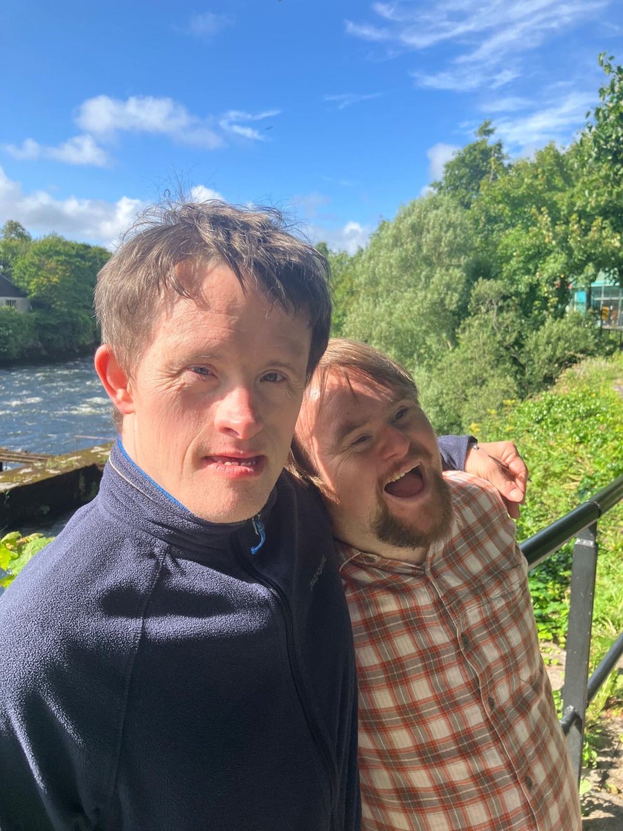 tommyjessop's tweet image. Wicked catching up with my incredible friend @fionnathan and #OscarWilde and having a quick boogie outside Lynch castle in #Galway yesterday