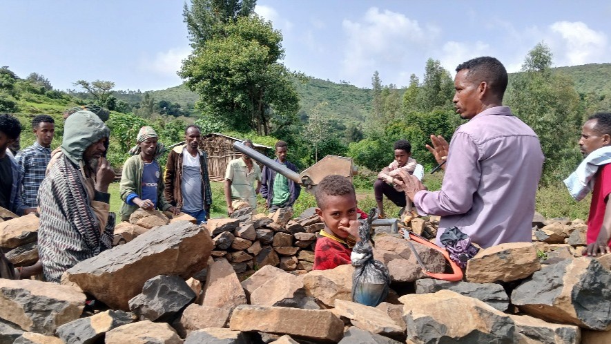 IMC_UK's tweet image. In partnership with @UNICEF, we transformed Hahayle Elementary School in #Ethiopia—installing a 10,000-litre water storage system, building handwashing points and supplying sanitation tools.
Because clean water and hygiene should be part of every child’s school day.