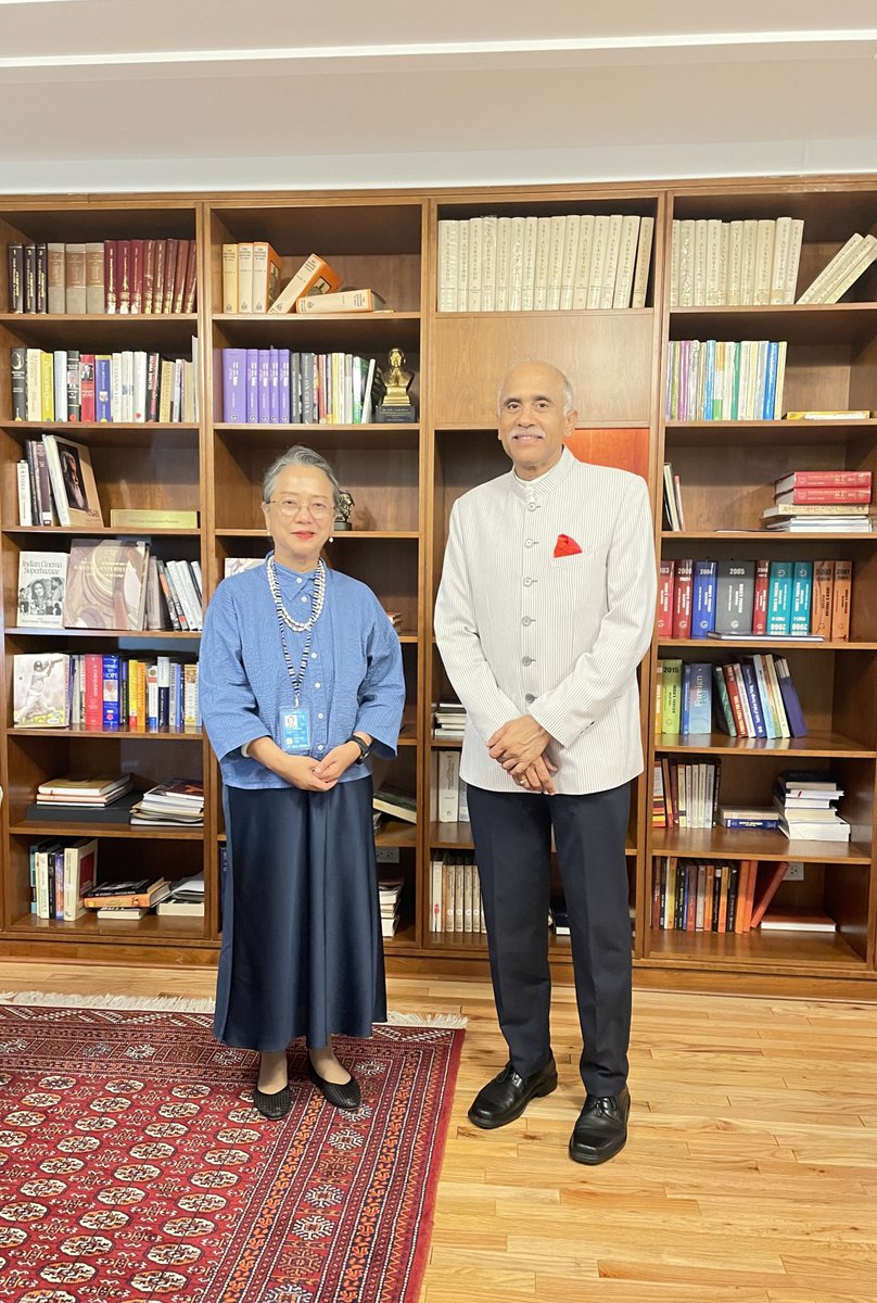 UN_Armida's tweet image. Grateful for the chance to connect with @UNESCAP member States representatives, including #Japan, #India & #Tajikistan during #HLPF.
Your diverse perspectives on #UN80 & regional priorities reflect the richness of #AsiaPacific & help shape our collective path forward.