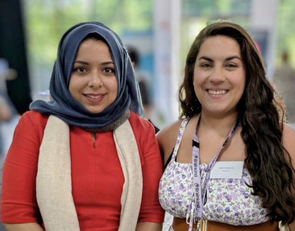 ApsanaBegumMP's tweet image. Last year, I ran in an election where I faced ongoing abuse, harassment and coercive control.
Last week, I spoke at @womensaid’s National Conference on the upcoming VAWG strategy and led a session on Parliamentary engagement with the sector.
A year on, I say once more: I will…