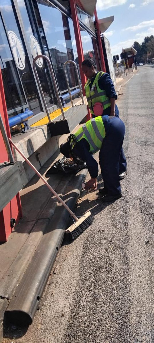 Rea Vaya Bus Transit (@reavayabus) on Twitter photo Rea Vaya station maintenance continues at all the Rea Vaya stations by <a href="/MyJRA/">Joburg Roads Agency</a> <a href="/CityofJoburgZA/">City of Joburg</a> <a href="/MMCKennyKunene/">Office of the MMC: Transport</a> .^BM Rea Vaya station maintenance continues at all the Rea Vaya stations by <a href="/MyJRA/">Joburg Roads Agency</a> <a href="/CityofJoburgZA/">City of Joburg</a> <a href="/MMCKennyKunene/">Office of the MMC: Transport</a> .^BM