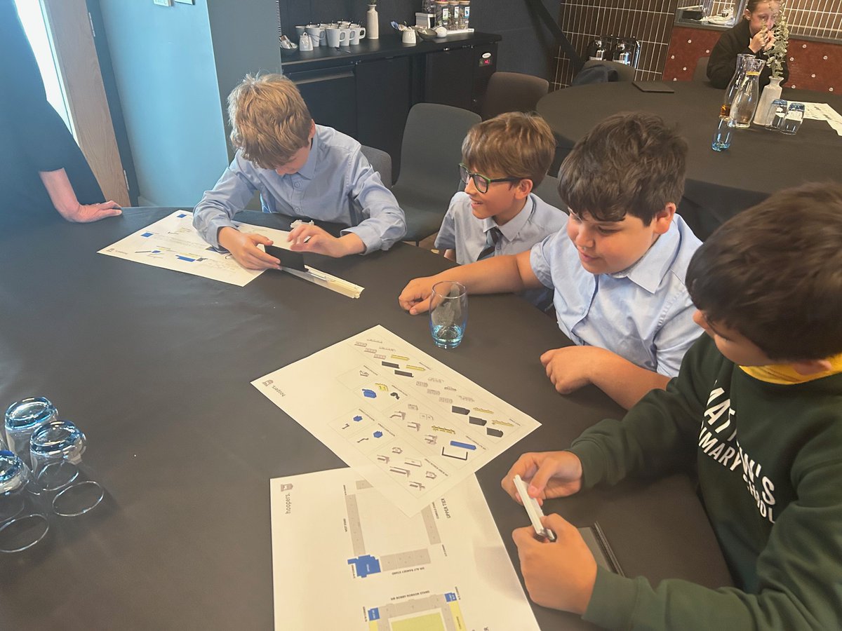 ITFCFoundation's tweet image. 📐 Club architects and Friend of the Foundation, Hoopers, led a hands-on workshop with students this week.

The session focused on the architecture of Portman Road, with students challenged with building a 3D printed model of the stadium.

@PLCommunities | #PLPrimaryStars