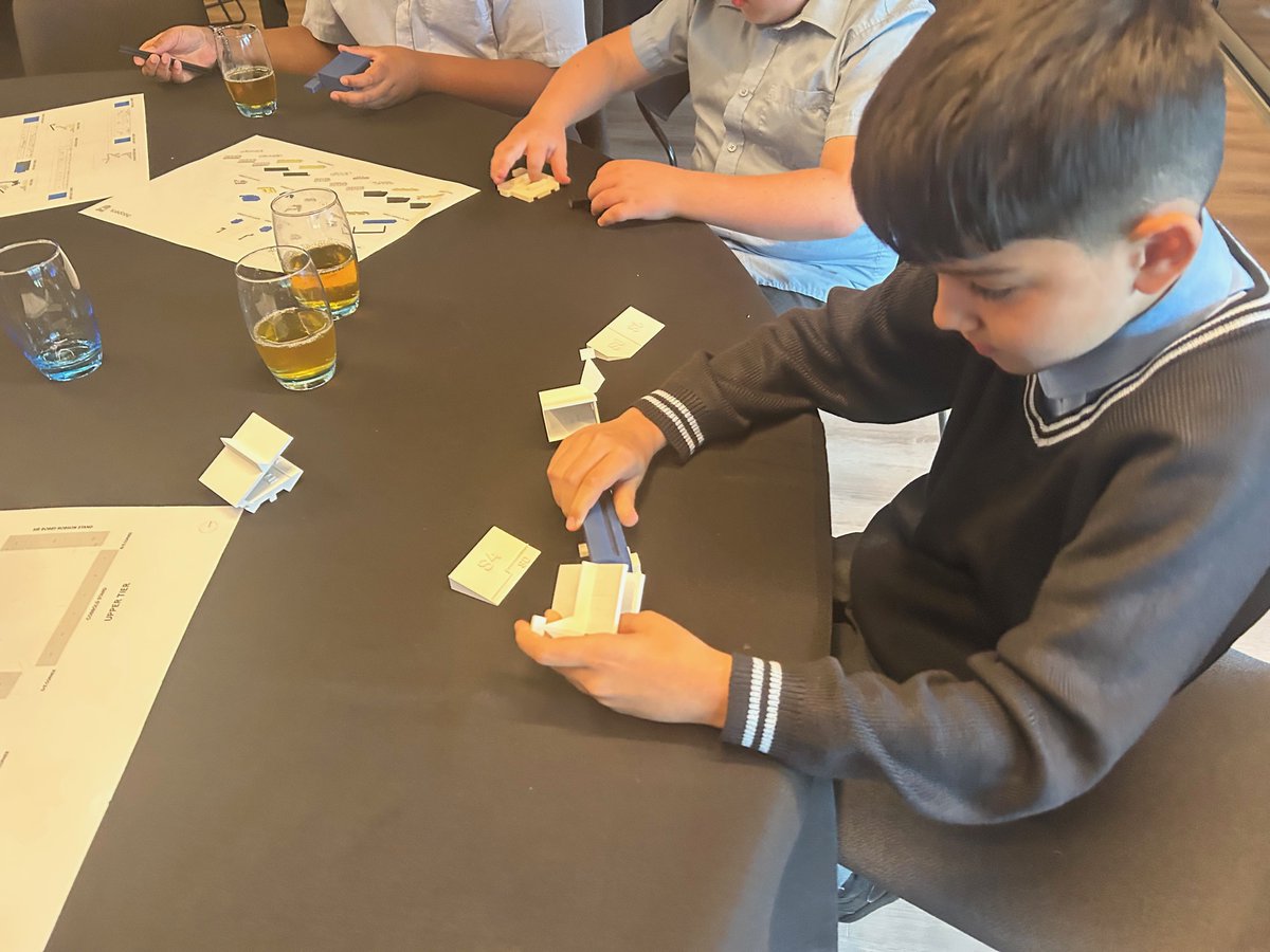 ITFCFoundation's tweet image. 📐 Club architects and Friend of the Foundation, Hoopers, led a hands-on workshop with students this week.

The session focused on the architecture of Portman Road, with students challenged with building a 3D printed model of the stadium.

@PLCommunities | #PLPrimaryStars