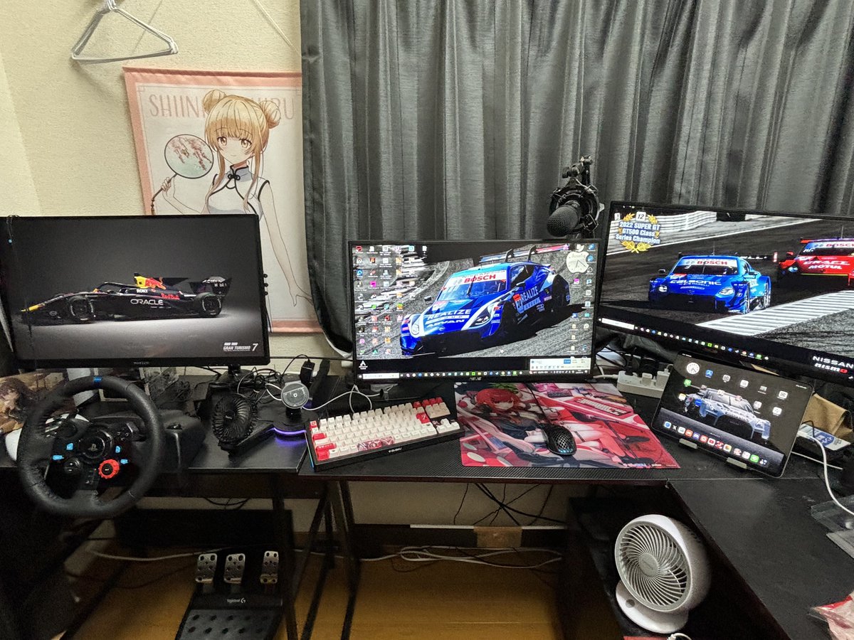 fol1e_R's tweet photo. ゲームしか出来ない部屋 https://t.co/xiBydqMZmW