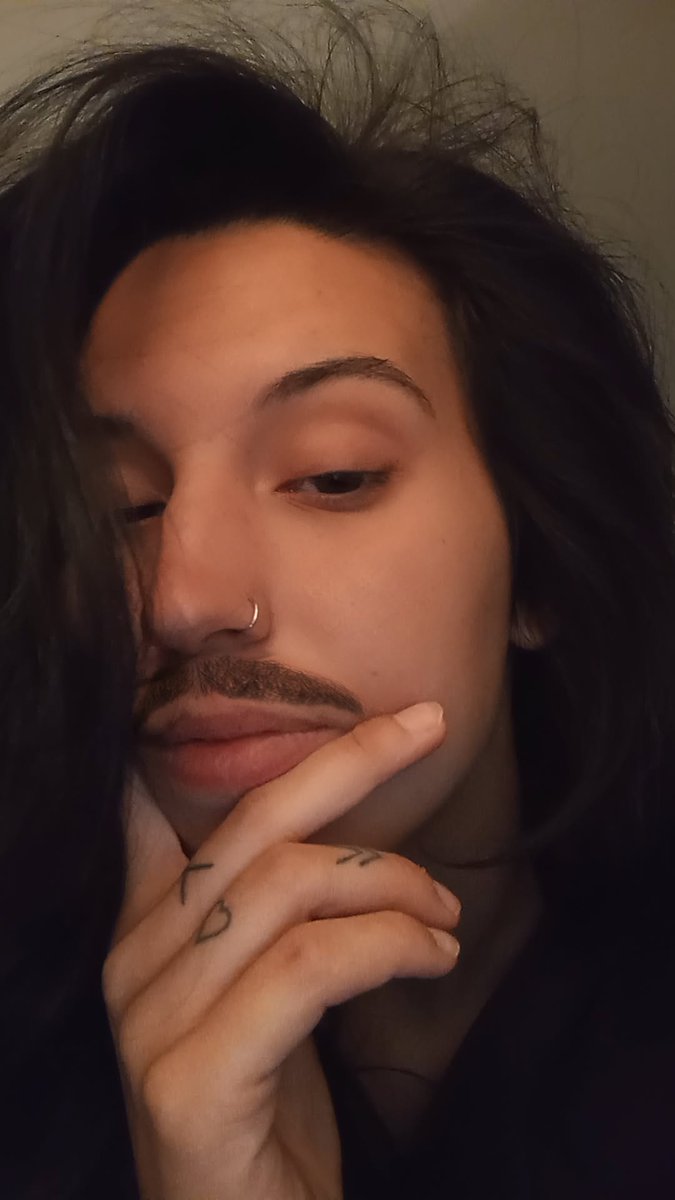 lora0185's tweet image. 1 gmonad = my moustache is sexy