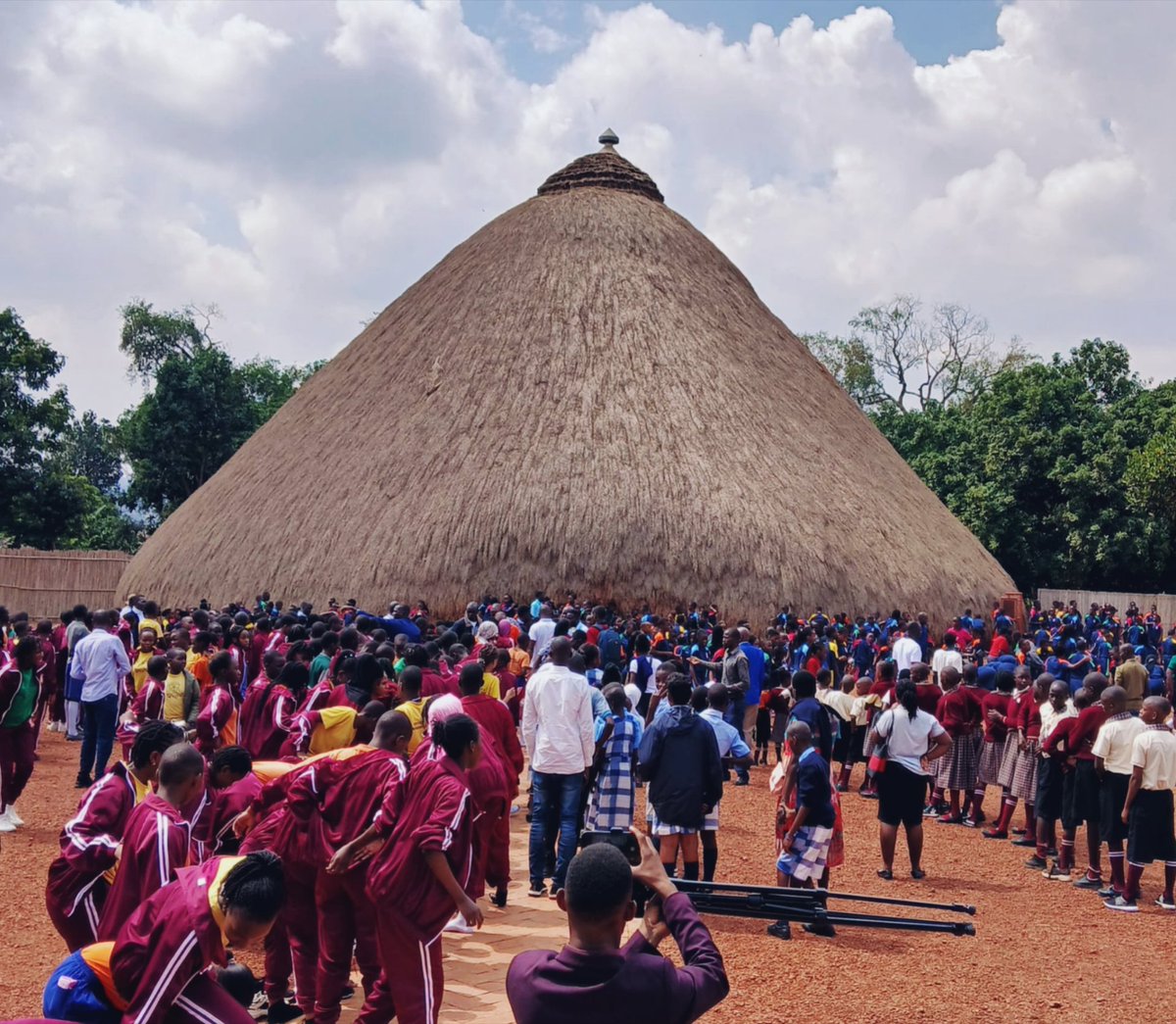 UPDATE🚨: Right now at Kasubi Royal Tombs, it’s getting electrifying &amp; the heritage heat is hitting the peak as learners from various schools continue storming this revered &amp; prestigious site,  all in pursuit to be quenched both the learning &amp; exploration thirst.
