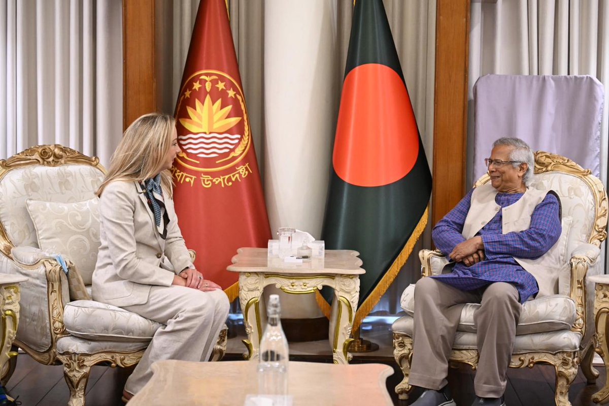 ChiefAdviserGoB's tweet image. SpaceX VP Lauren Dreyer Praises Bangladesh’s Efficiency in Facilitating Starlink Launch
Dhaka, July 18, 2025: The Vice President of SpaceX, Lauren Dreyer, commended the coordinated efforts of government officials in Bangladesh for supporting the effective launching of Starlink…