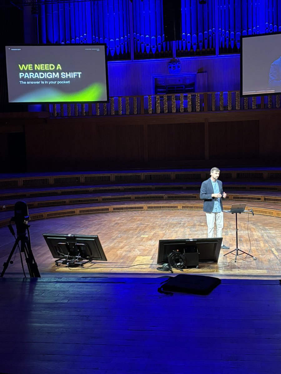 scytaledigital's tweet image. We need a Paradigm Shift! Great presentation by @a_d_c_ from @Acurast at the @Web3summit in Berlin.