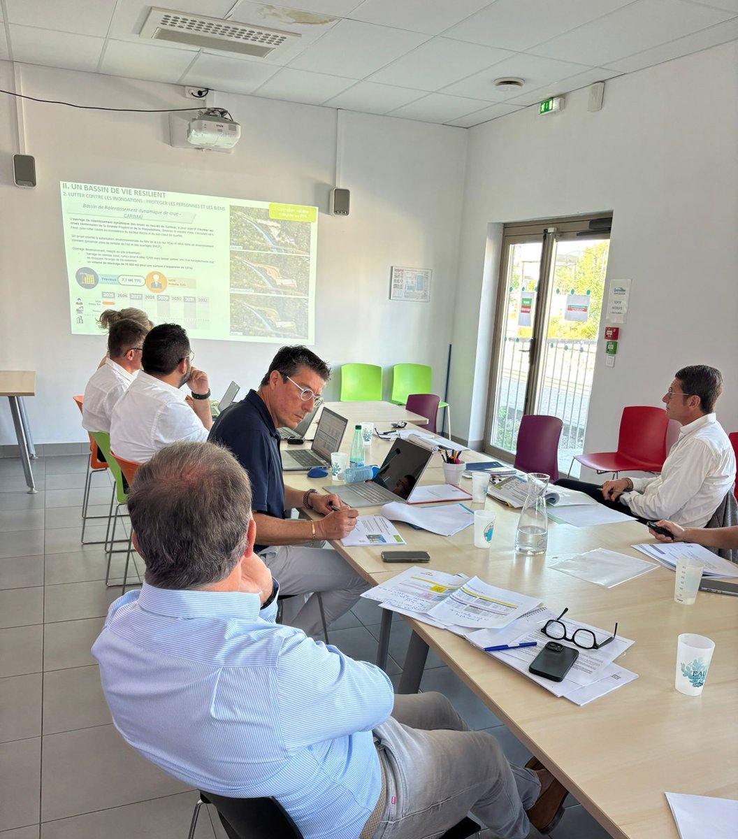 CACPLOfficiel's tweet image. 📍Avec @davidlisnard pour une longue réunion sur la prospective financière #CannesLérins
✅Adaptation des projets et actions du fait des prélèvements de l’Etat en hausse, dans le respect de notre trajectoire financière : baisse de la dette, 0 hausse d’impôts, dépenses maîtrisées
