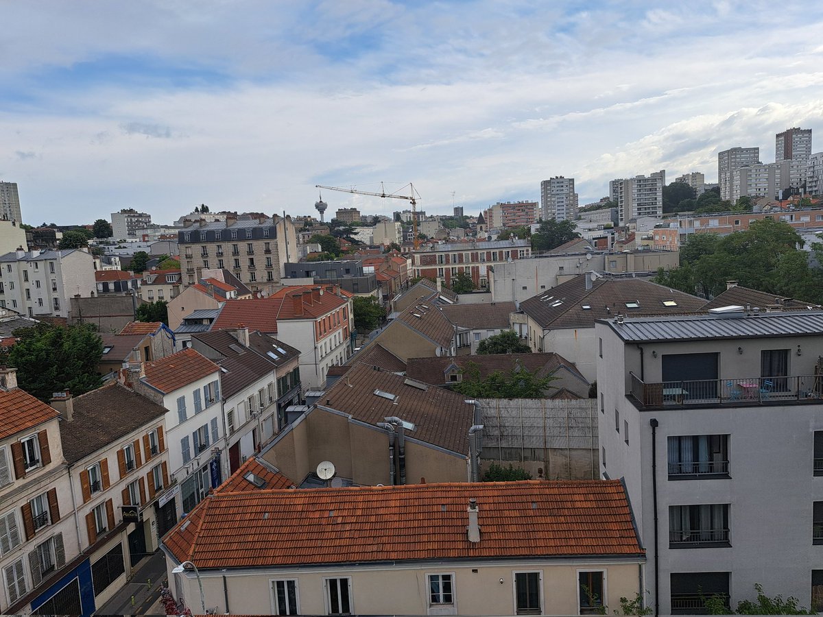 📍Paris 

On arrive <a href="/Ts4Esport/">TS4 eSport</a> ... 👀👀