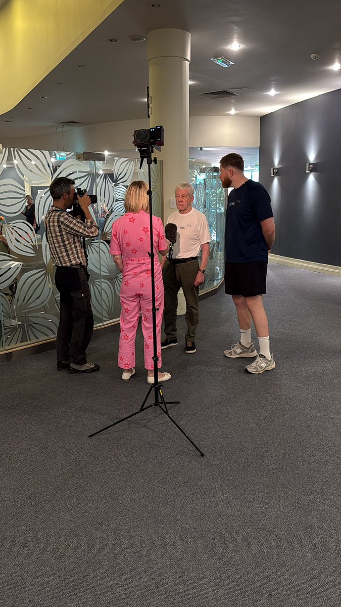 paul_heathcote's tweet image. BBC News interview for tonight My Dad on his 90th Birthday with my son having both just swam 90 lengths . Dad has 90 more to swim outdoors this afternoon whilst Sam will be lifting 90,000lbs in weights followed by 9 sets of tennis #ProudMoment givewheel.com/fundraising/61…