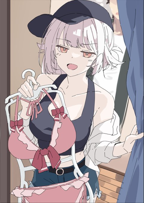 『デートの時にお披露目するので今は覗いちゃだめですよ♡』 