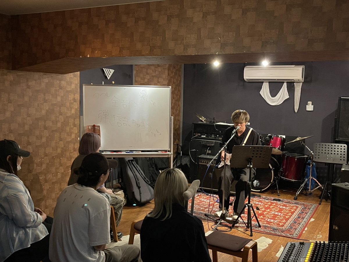 スタートしています！
気軽にお越しください～(^^♪

#弾き語り 
#弾き語り男子
#弾き語り女子 
#参加者募集中