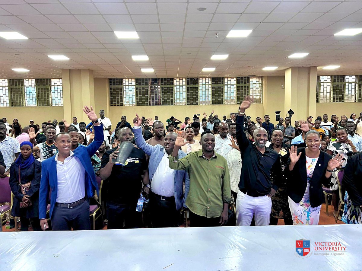 isaacBakashaba2's tweet image. We were honored to welcome the sensational Singer/Pastor @WilsonBugembe to Victoria University ahead of his highly anticipated #20YearsMusicConcert at Serena hotel which @VUKampala is a proud sponsor.
We’re celebrating 2 decades of his impact in music.
@ReachDrMuganga @vuproug