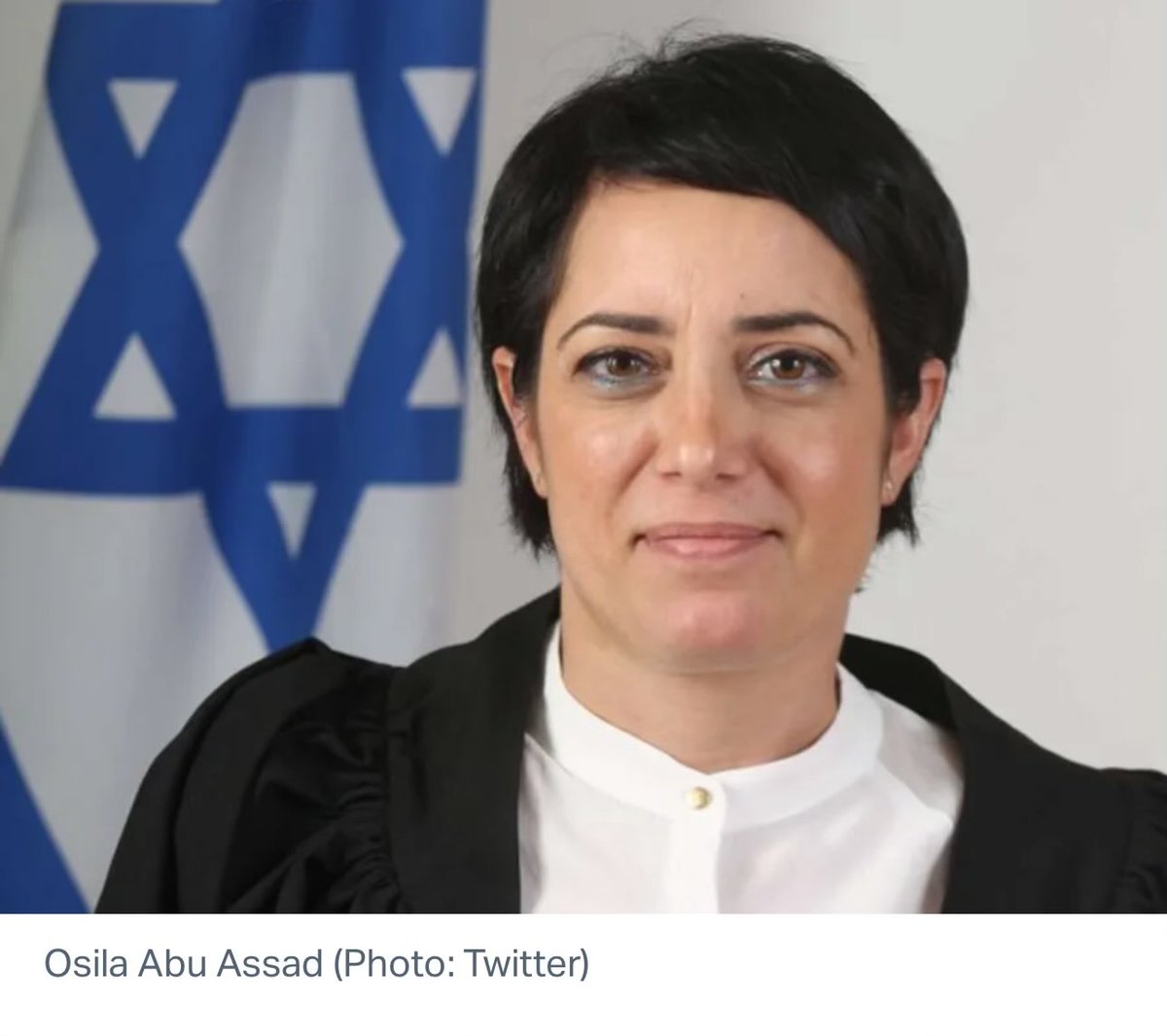 Israël is de enige staat in het Midden-Oosten waar Arabische vrouwen:

✅ Kunnen stemmen
✅ Rechter of parlementslid kunnen worden
✅ Universiteiten kunnen leiden
✅ Onafhankelijk naar school, werk en media kunnen

Terwijl vrouwen elders in de regio worden gesluierd, gestraft of