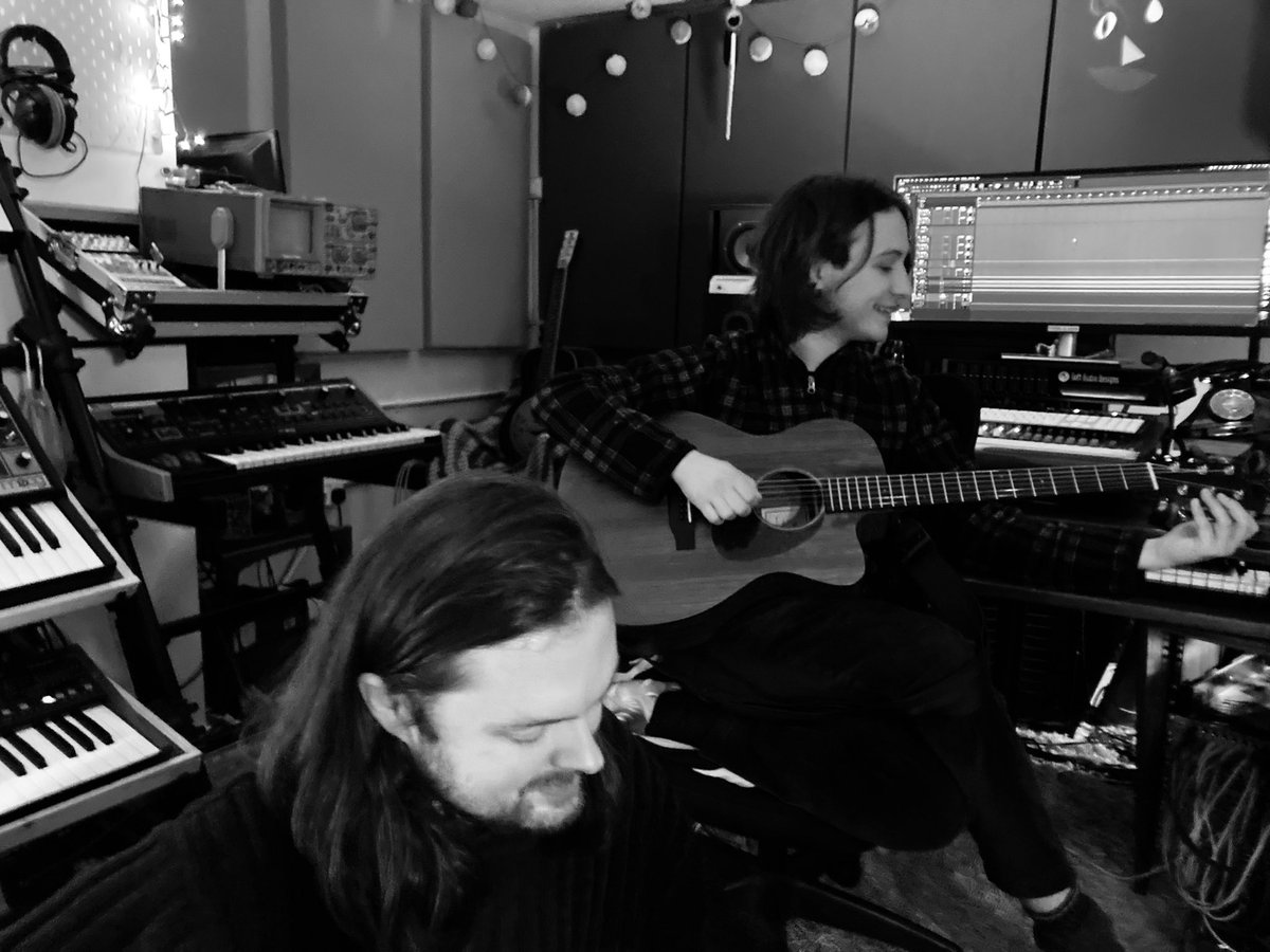 annieboothmusic's tweet image. My new EP The Brace is out now, and yours to listen to. Hope you enjoy it 💙
Thanks to Jolon and Duncan at Knockwood Studio, Morgan Morris, Robin Sutherland, Kit Martin, Ryan Firth, my friends and family, and anyone who’s still there, through the good and the not so good. Annie x