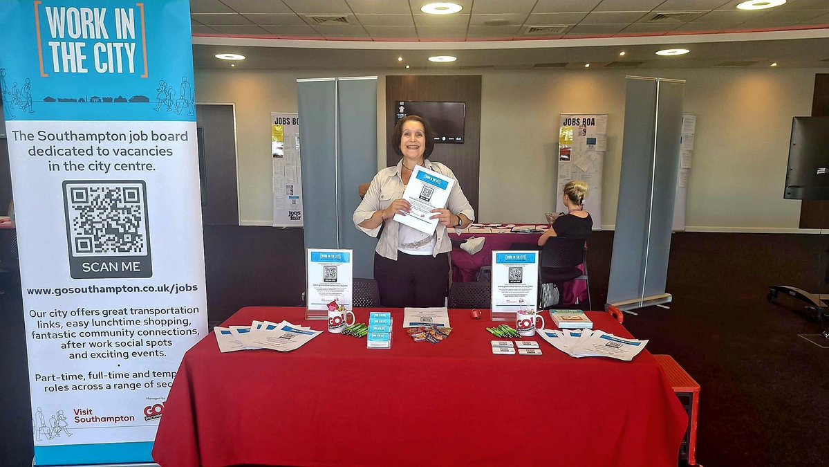 Go_Southampton's tweet image. Today we are at the Southampton Jobs Fair at St Mary's Stadium to help promote open vacancies on behalf of BID members. If you are a levy payer, you can promote your roles for free by filling out this form, or email info@gosouthampton.co.uk to learn more: buff.ly/nIeAIVS