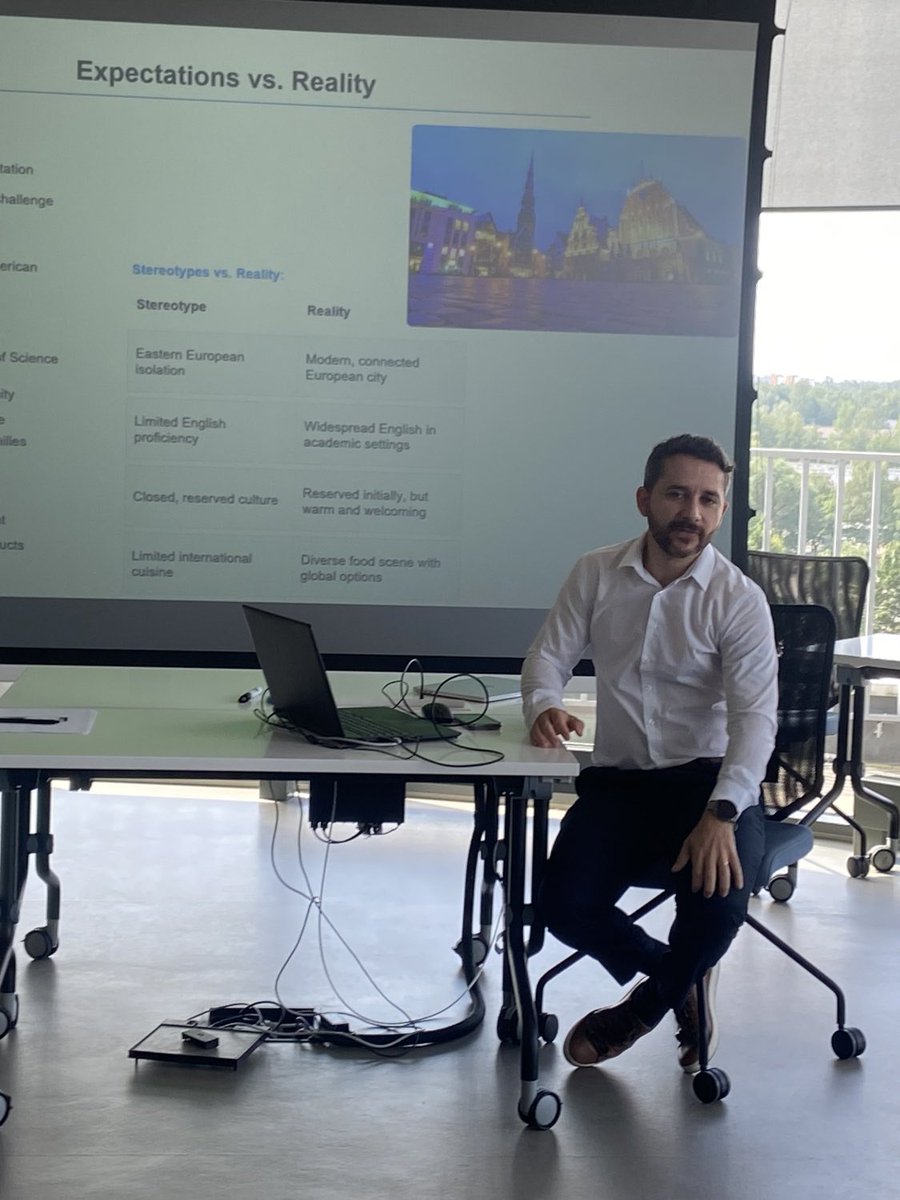 JorgeKpuan's tweet photo. As a current ERA Fellow in University of Latvia, I recently shared my experience with potential applicants of the Marie Skłodowska-Curie Postdoctoral Fellowship (MSCA PF) during an info session.
Wishing all applicants good luck with their proposals!

#MSCA #MarieCurieFellowship https://t.co/N3V7vBJlfo