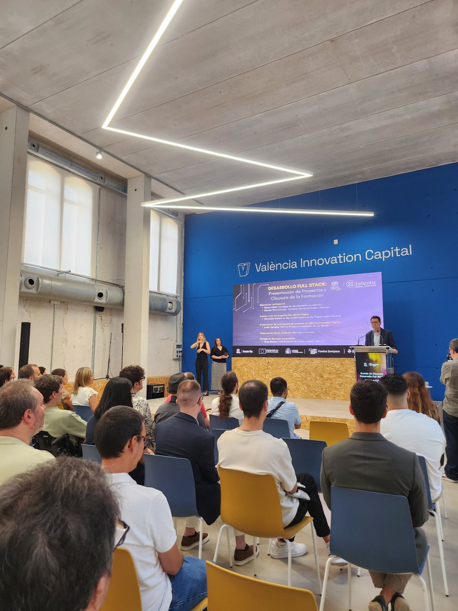 VLCIEcosystem's tweet image. El @AjuntamentVLC a través de @VLCInnovation apuesta por iniciativas como @XTalentoDigital, que promueven la inclusión laboral de personas con discapacidad a través de la formación.
#ValènciaInnovationCapital #InclusiónDigital
