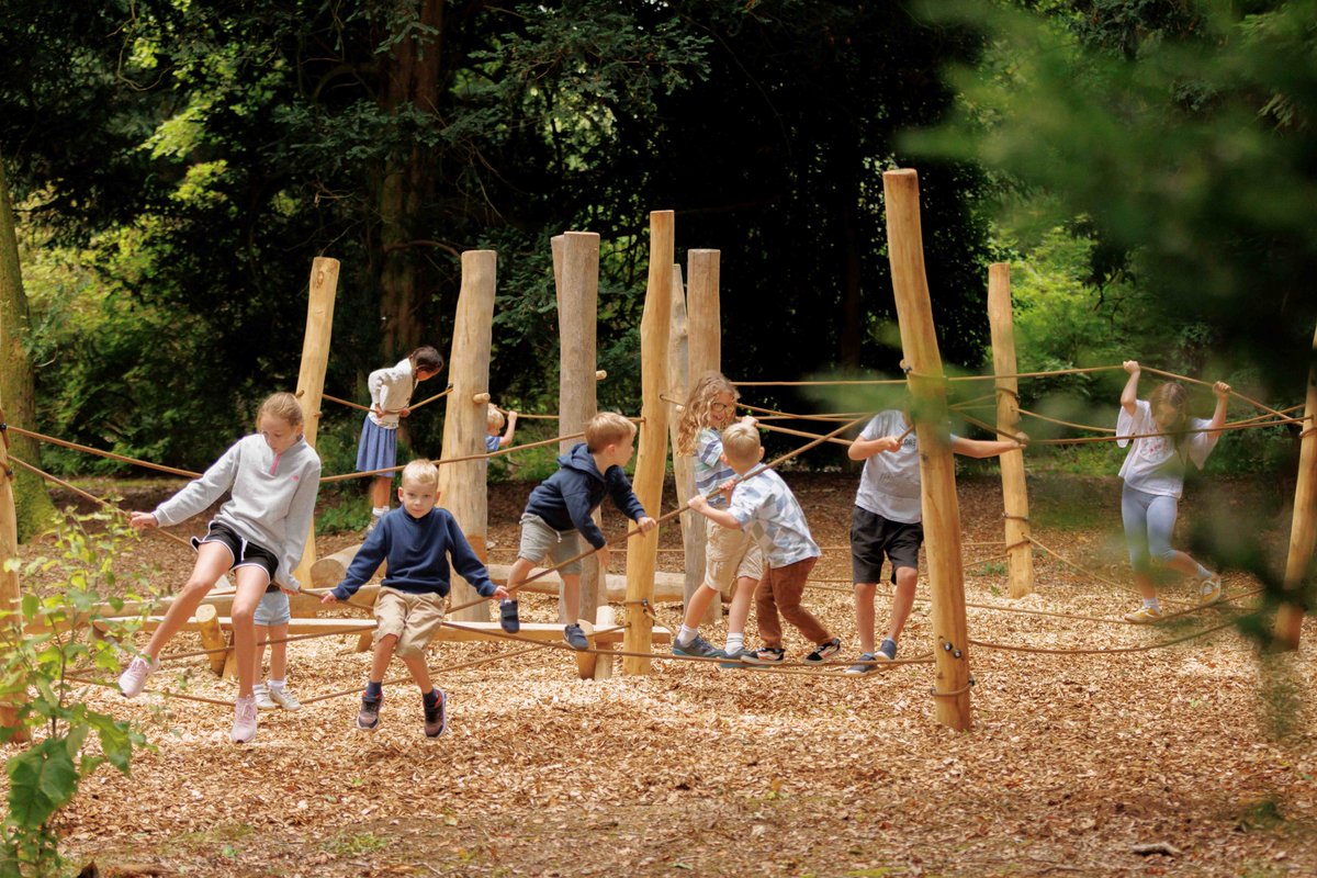 WestonbirtArb's tweet image. Schools out! 🎉
With fun trails, beautiful spaces to explore, plenty of fresh air and an exciting schedule of family events, this is the perfect place to bring the kids to relax, play, roam free and connect with nature together.
#Summer at Westonbirt 👇 bit.ly/summerroamfree