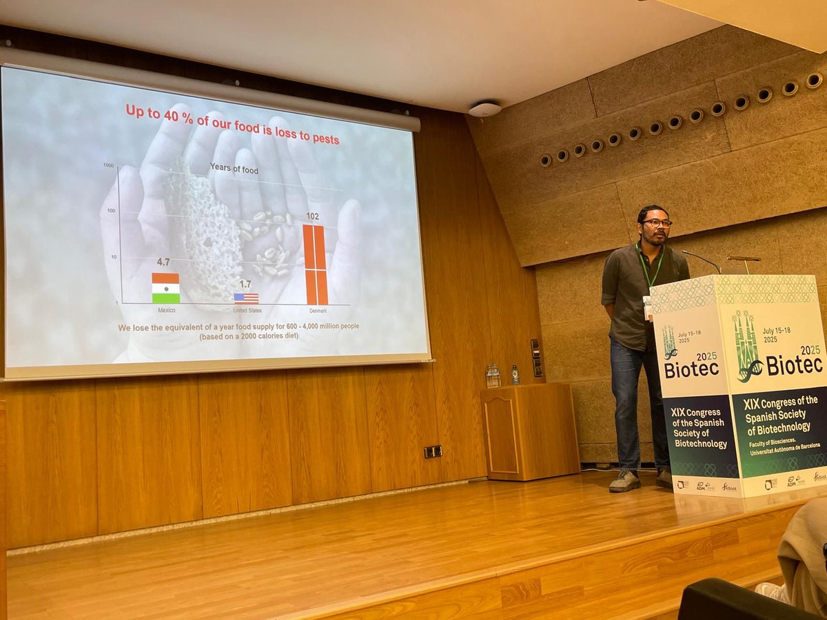 SSebiot's tweet image. 🧬 La última jornada de #Biotec2025 se ha iniciado con un interesante keynote de Biología Microbiana con Pablo Cruz-Morales del @DTUBioSustain, que nos ha hablado de la química de los hongos para producir desde polímeros hasta biocombustibles.
buff.ly/pV2tVg4