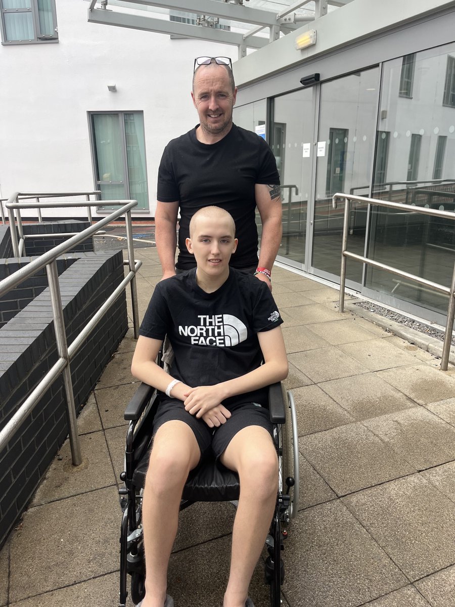 NewcastleHosps's tweet image. Earlier this year, 15-year-old Olli Spiller was diagnosed with acute myeloid leukaemia.
He has challenged himself to cycle 30km on his exercise bike from his hospital room to raise awareness of the urgent need for blood donors.
Find out more: newcastle-hospitals.nhs.uk/news/teen-take…