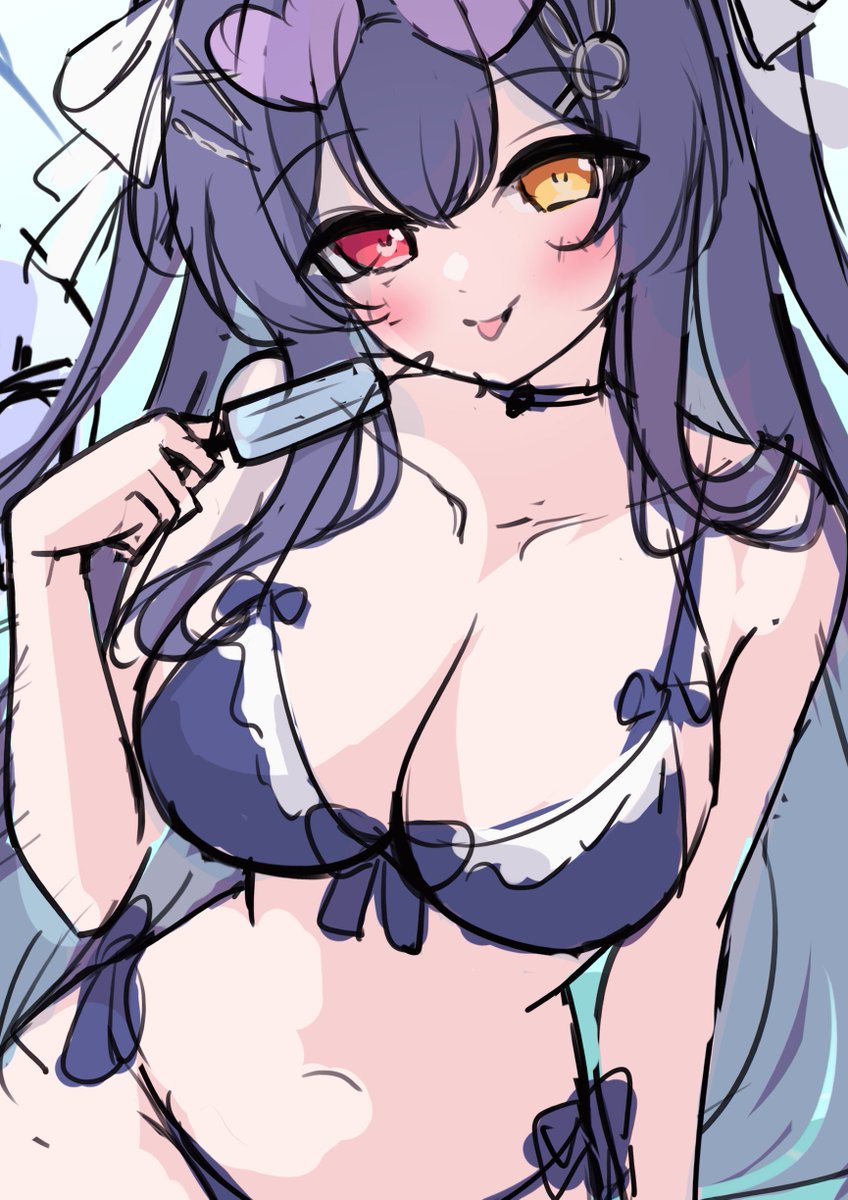 水着の色でずっと悩んでる🤔 