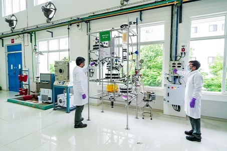 yesabhie's tweet image. CLEAN SCIENCE Q1 DECODED! 🧪
From Revenue to Risks – Your A-to-Z Investor Guide
I’ll break down:
✅ Growth drivers &amp;amp; red flags
✅ Broker wars (₹1,029 vs. ₹1,780 targets!)
✅ Promoter stake sale DRAMA
✅ What’s next for investors?
Let’s dive in!

#CleanScience #Investing