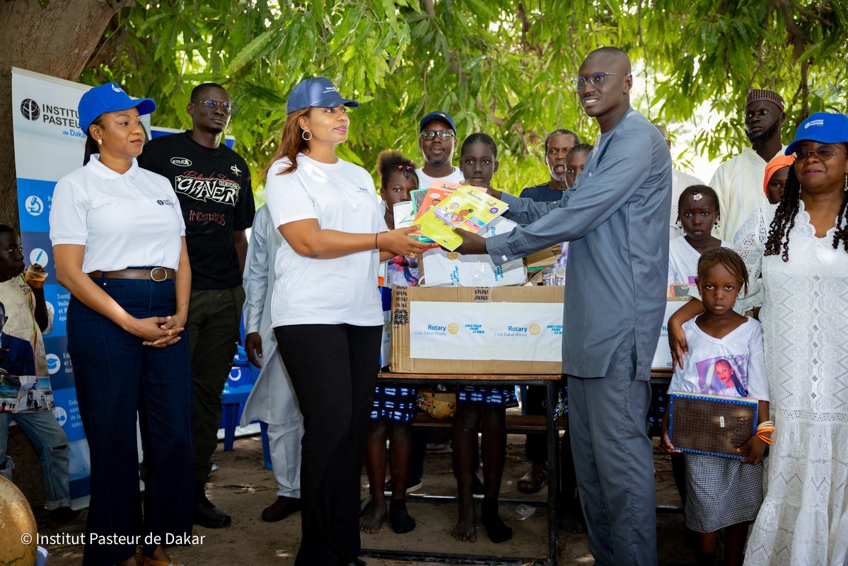 PasteurDakar's tweet image. Dielmo & Ndiop | Santé & éducation pour tous !
@PasteurDakar & @Rotary œuvrent ensemble pour un accès équitable aux soins et à l’éducation en milieu rural dans le cadre du projet #Action Paludisme.
Merci aux partenaires & communautés engagées.
#PasteurDakar #RotaryInternational