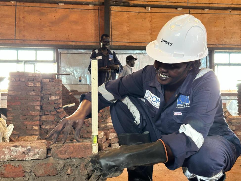 IOM_EHSA's tweet image. In Malakal, #SouthSudan, renewed opportunities take shape.
Thanks to the @EUinSouthSudan support, @IOMSouthSudan and @UNHCRSouthSudan have restored vital education and skills training facilities to empower displaced and host communities alike.
🔗bit.ly/40RQQLe