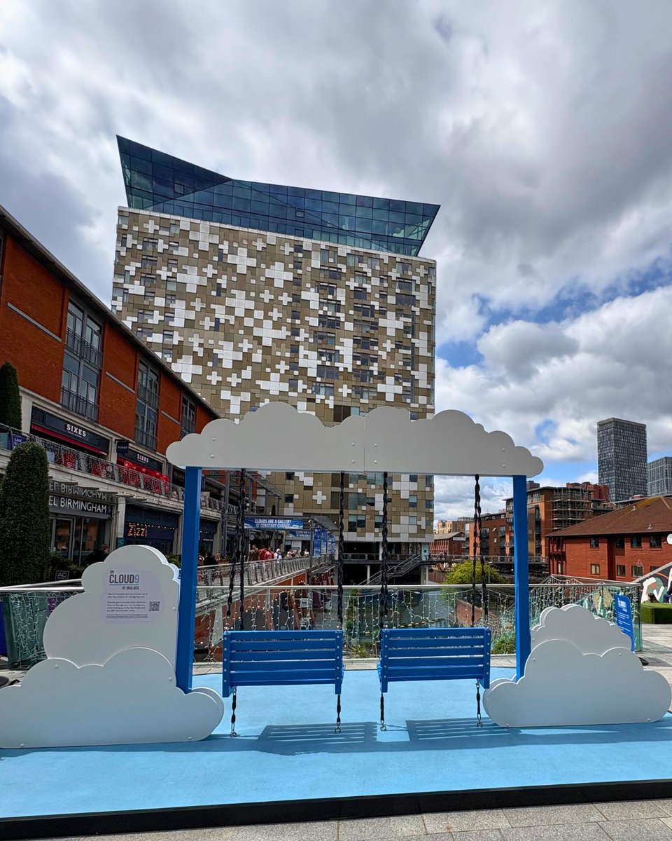 thecubebham's tweet image. It’s Friday. Time to switch off. ✨
Right outside #TheCube, in #Mailbox, discover your new favourite escape: Cloudscapes.
Scan the QR code by the canal, pop on your headphones, close your eyes, and let your mind wander above the city for the whole 10 minutes. 🎧
@Mailboxlife