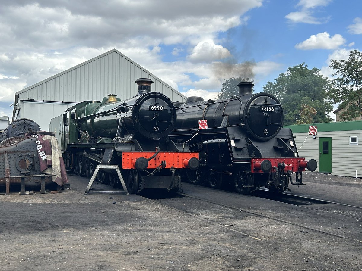 89Scunthorpe's tweet image. No shortage of steam locos on shed today @GcrGreat