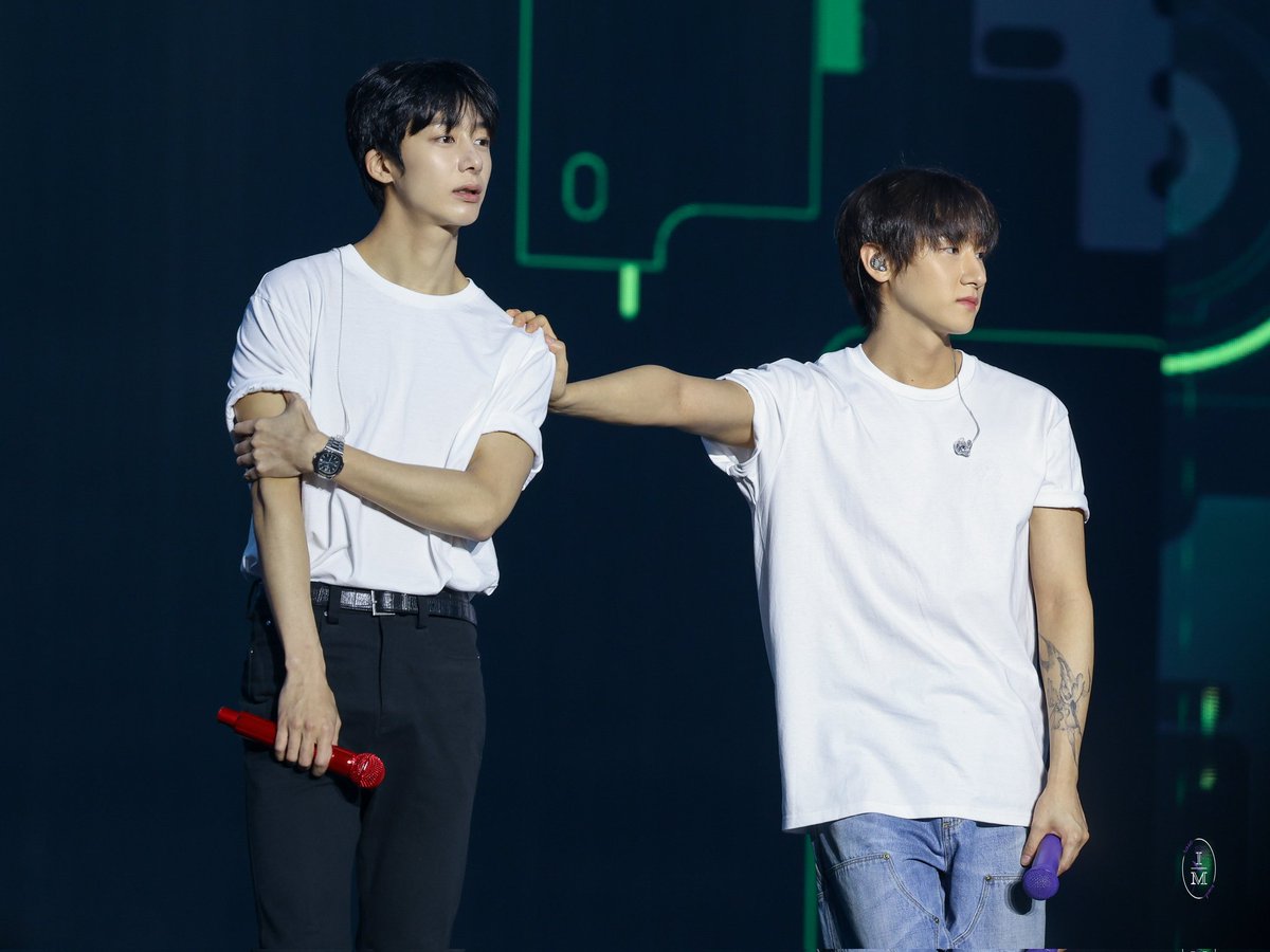 250718 #형원 #창균

몬스타엑스 콘서트 CONNECT X
- 1등 형아랑 (오늘도 1등 맞으려나~?)

#MONSTAX #몬스타엑스 #HYUNGWON #CHANGKYUN 
#몬스타엑스콘서트 #CONNECTX