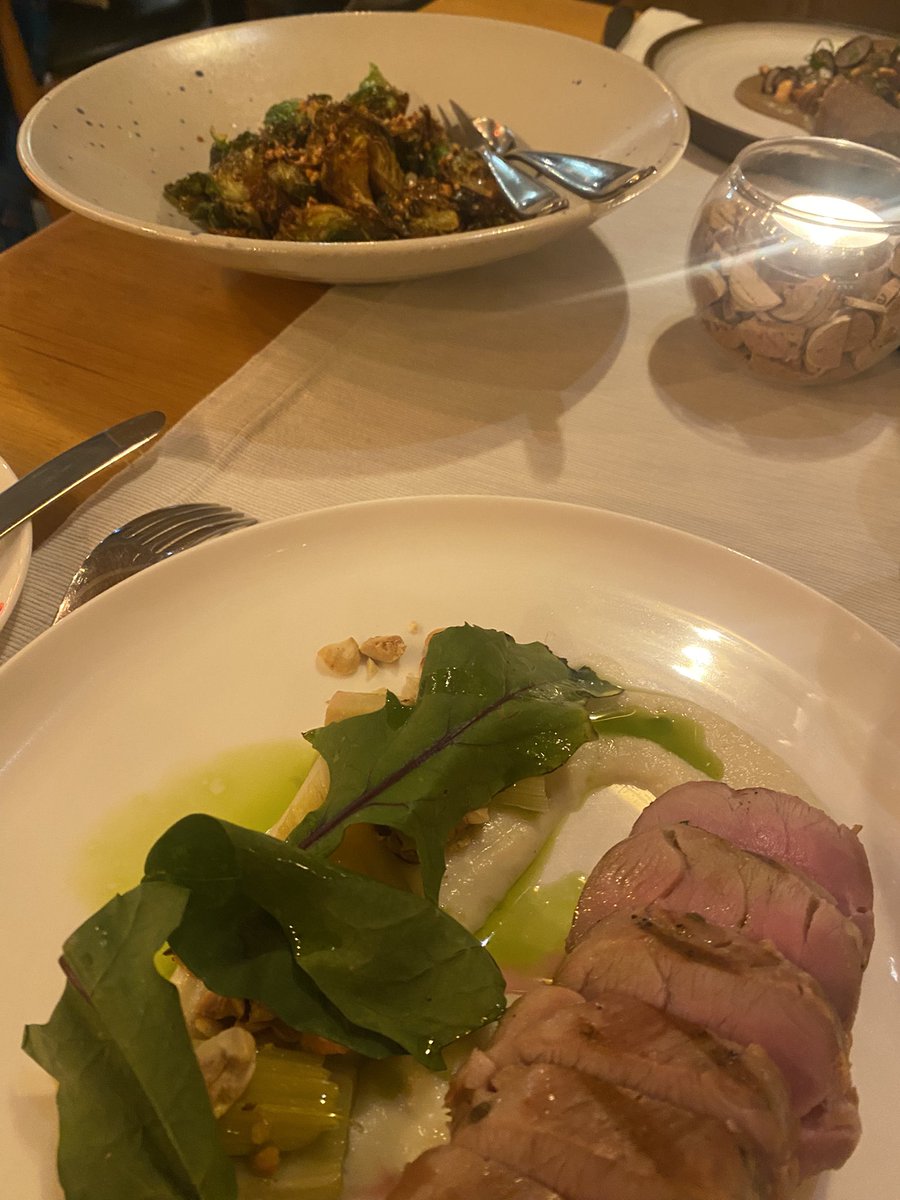 nzmrichards's tweet image. ☺️
Don’t give a shit the photos are terrible, that food was ace.
bistronomy.co.nz