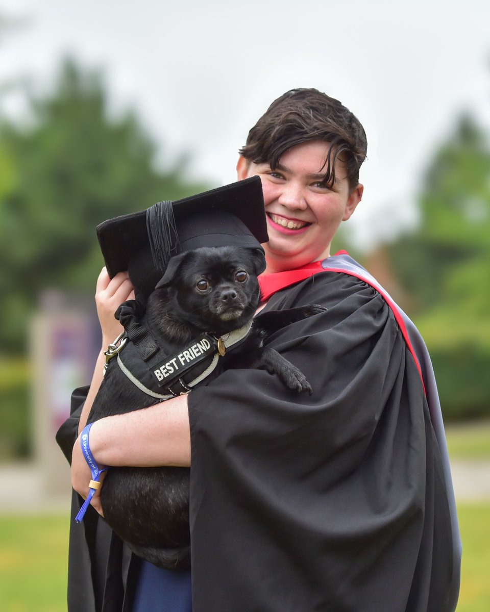 UniofStaffs's tweet image. Here&apos;s of the best moments from our graduates in Allied Health and the Games Institute, Class of 2025.

Congratulations on crossing the stage and doffing your cap. We&apos;re excited to see where your journey takes you next.

Full photo album on Facebook: facebook.com/media/set/?set…