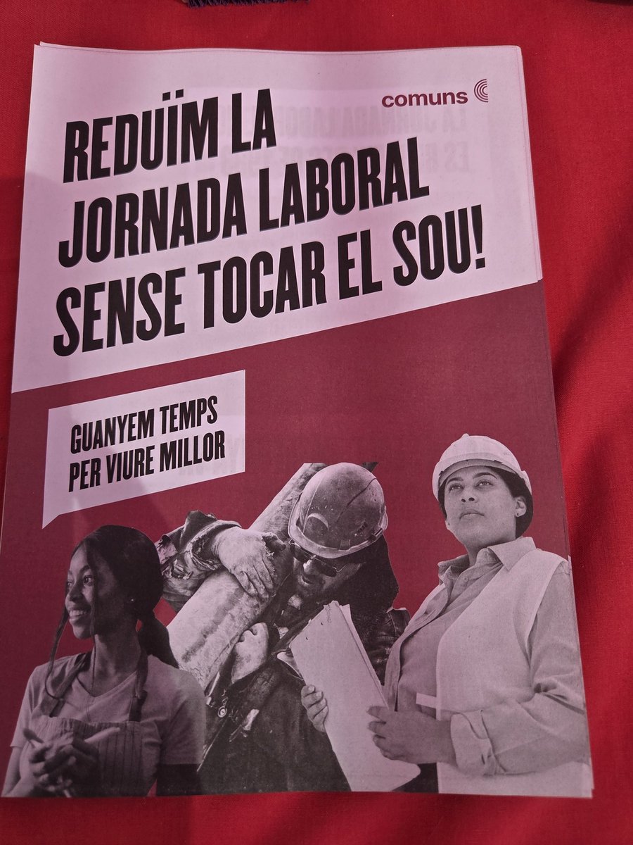 NuriaLozanoMont's tweet image. Amb calor o sense @LHEnComuPodem seguim amb la campanya informativa sobre la reducció de jornada. Avui al mercadillo de Bellvitge