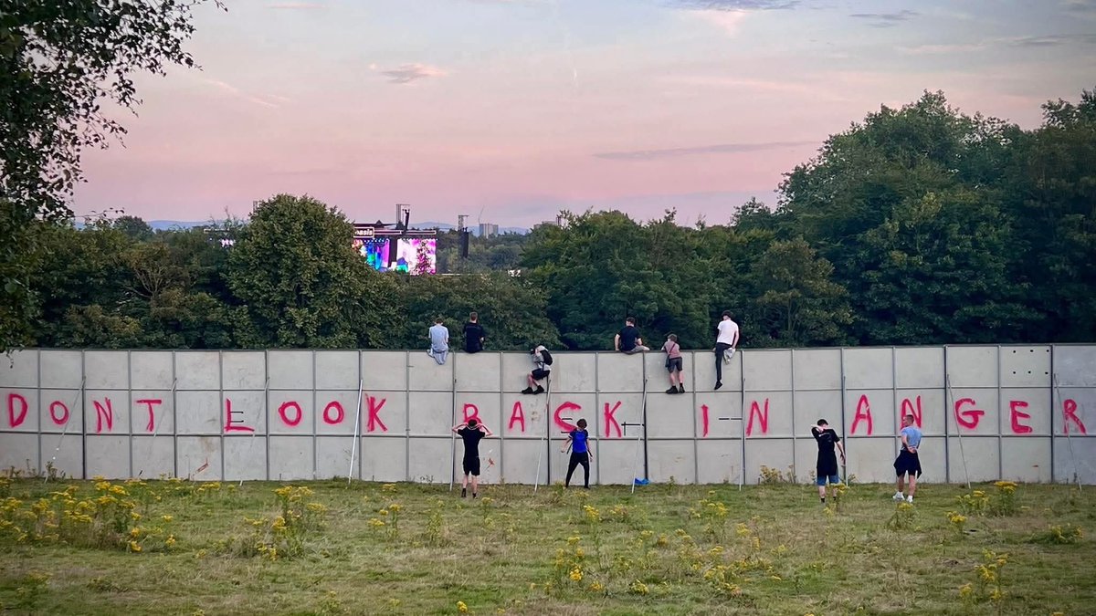 GlenMitchell1's tweet image. Reason 462 why I love Manchester - Gallagher hill.