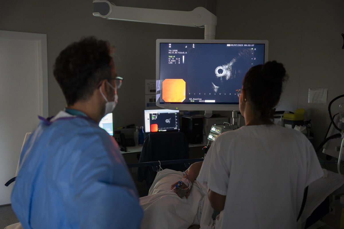 🏥Millora dels diagnòstics digestius a l’Hospital de Viladecans 

👉El centre, un referent per als veïns de Sant Climent, incorpora la tècnica d'ecoendoscòpia.

🔴Enguany es realitzaran una cinquantena de proves.

✅L’Hospital continua amb les millores i la qualitat assistencial.