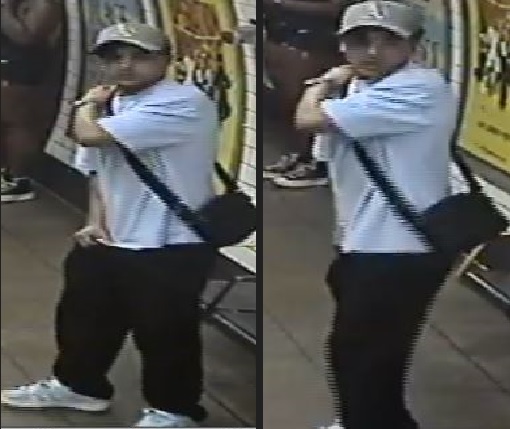 BTPCasey's tweet image. Officers investigating two identical robberies at stations in London have today released these images in connection.
Anyone who recognises the men is asked to contact BTP by texting 61016 or ☎️ 0800 40 50 40, quoting reference 12 of 12 July.
spkl.io/6004A1cuo