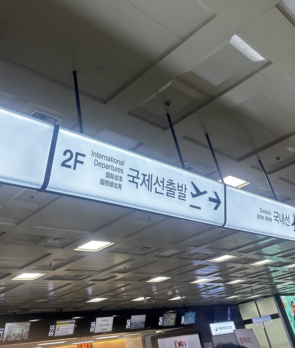 vrc_chuchu's tweet image. 태국 가서 누나로 돌아올게요😉