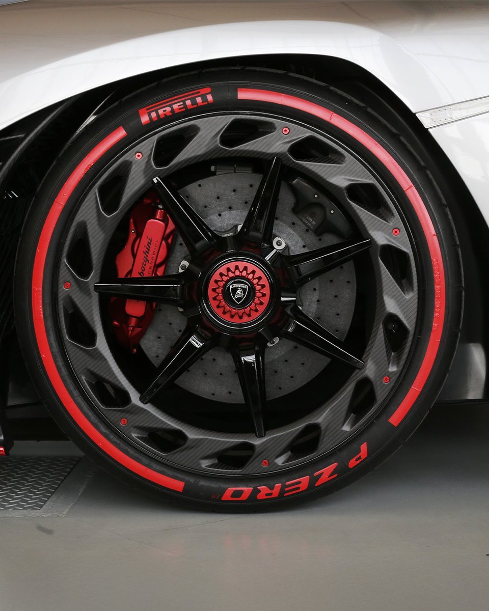 Lamborghini's tweet image. Our Centro Stile's mission is to infuse our cars with a bold vision. Take the Veneno, an ode to aerodynamics and one of the most futuristic few-offs. Every part of this 2013 limited edition was optimized with performance in mind, taking the weight-to-power ratio to just 1.93…