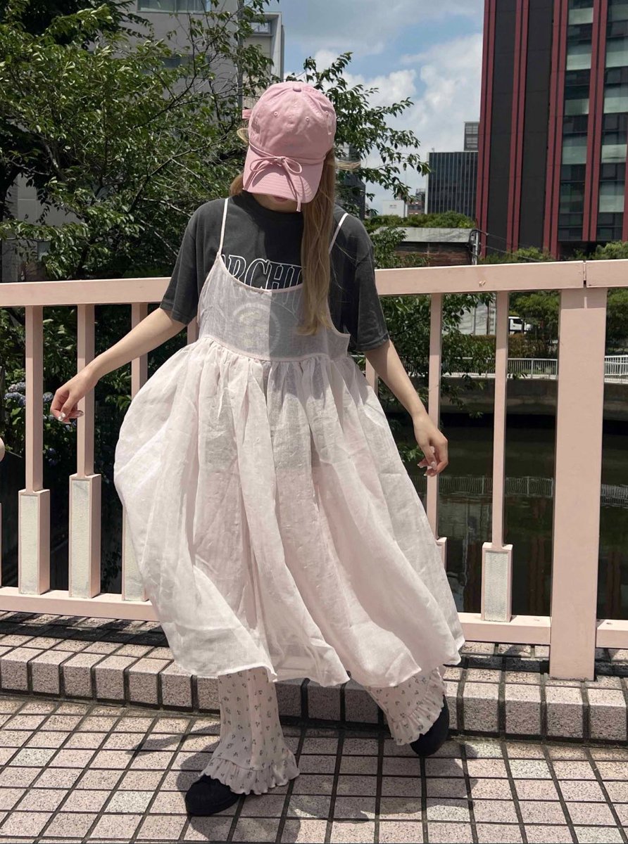 wc__official's tweet image. このシアーロングキャミワンピース⋆౨ৎ゚⟡.・
超メロかわいい🥹🩷🤍
お揃いコーデも激カワ.・*’’*・.♬
アイテムはこちら⤵⤵⤵
zozo.jp/sp/shop/wego/g…