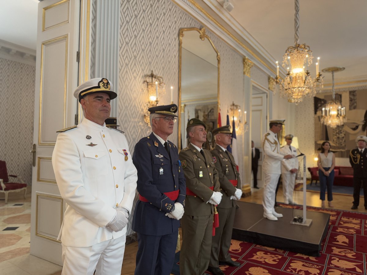 EUNAVFOR's tweet image. On 01 July, @OpComd_EUNAVFOR has been awarded the Gold Medal of the French National Defence.
🔎 France is one of the 20 nations contributing to #OperationATALANTA providing personnel, assets and being the country that hosts the MSCIO, located in Brest.
@france_espagne
