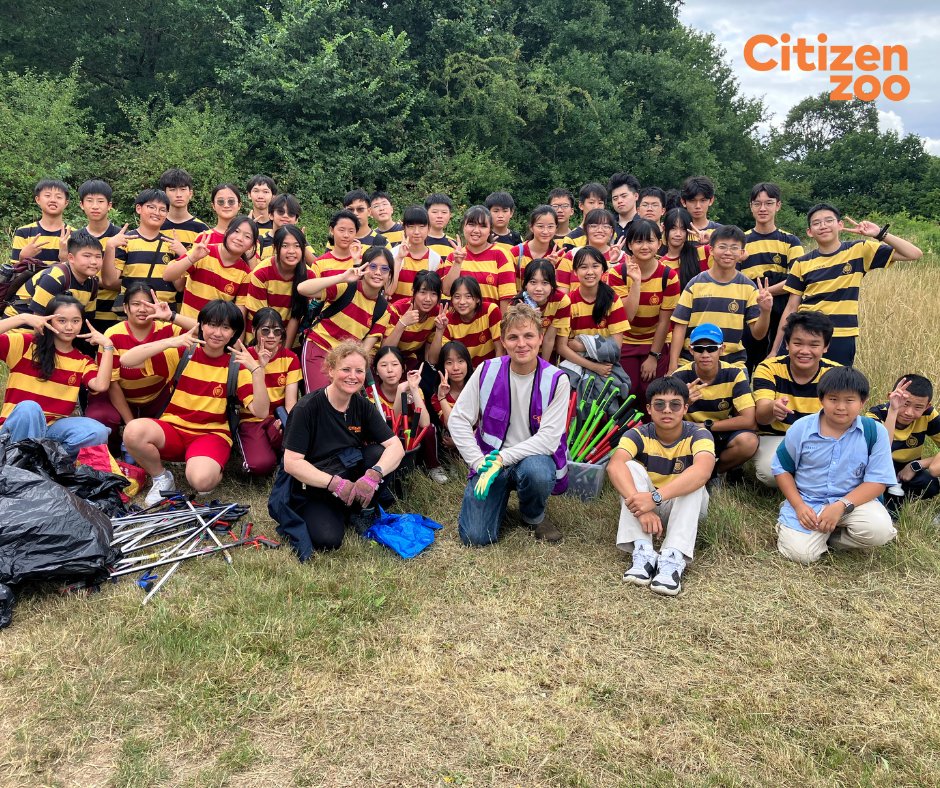 CitizenZoo's tweet image. We were joined by international exchange students from Taiwan at the Wild Tolworth project yesterday. The group learned all about rewilding and UK nature and took an active role in managing the site. Thanks for the hard work and enthusiasm! 🌱🌼
