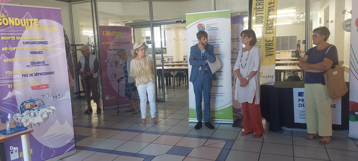 Prefet_48's tweet image. #sécuritéroutière | Une trentaine de séniors ont participé à une session de sensibilisation à la sécurité routière organisée à la résidence d'autonomie Piencourt. Les participants ont pu assister à des ateliers piétons, de remise à niveau des connaissances du code de la route,…