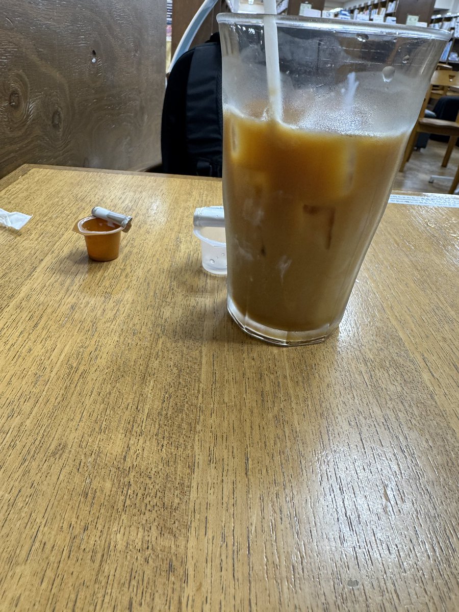 marereii's tweet image. 退職した。
体調がよれによれ切ってもなお
うれしさを諦めてない様子なので。

未来は一切、定まってない。
そもそも定まってる人なんていなかった。
明るそうな方角に歩いていく。

ジュンク堂に避難しています。いつも、いつもありがとう。ただの救いでした。
こんなところで終わらせない。絶対に。