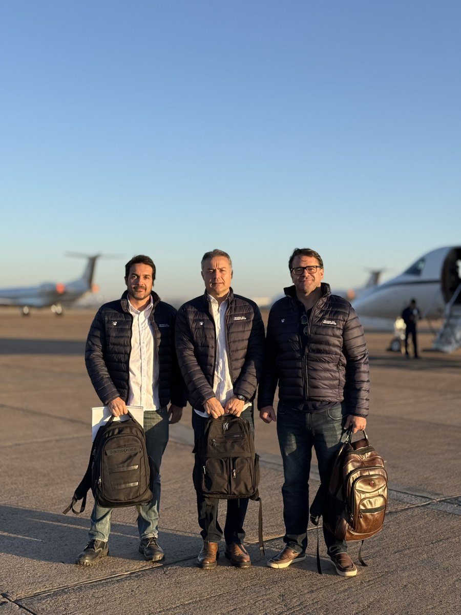 RenanFilho_'s tweet image. Sexta de muito trabalho! Já a caminho de Missão Velha, no Cariri Ceareanse, para ao lado do presidente @LulaOficial anunciarmos mais recursos para a Transnordestina, essa que é a maior obra de transportes do Nordeste brasileiro. Acompanhem tudo por aqui!