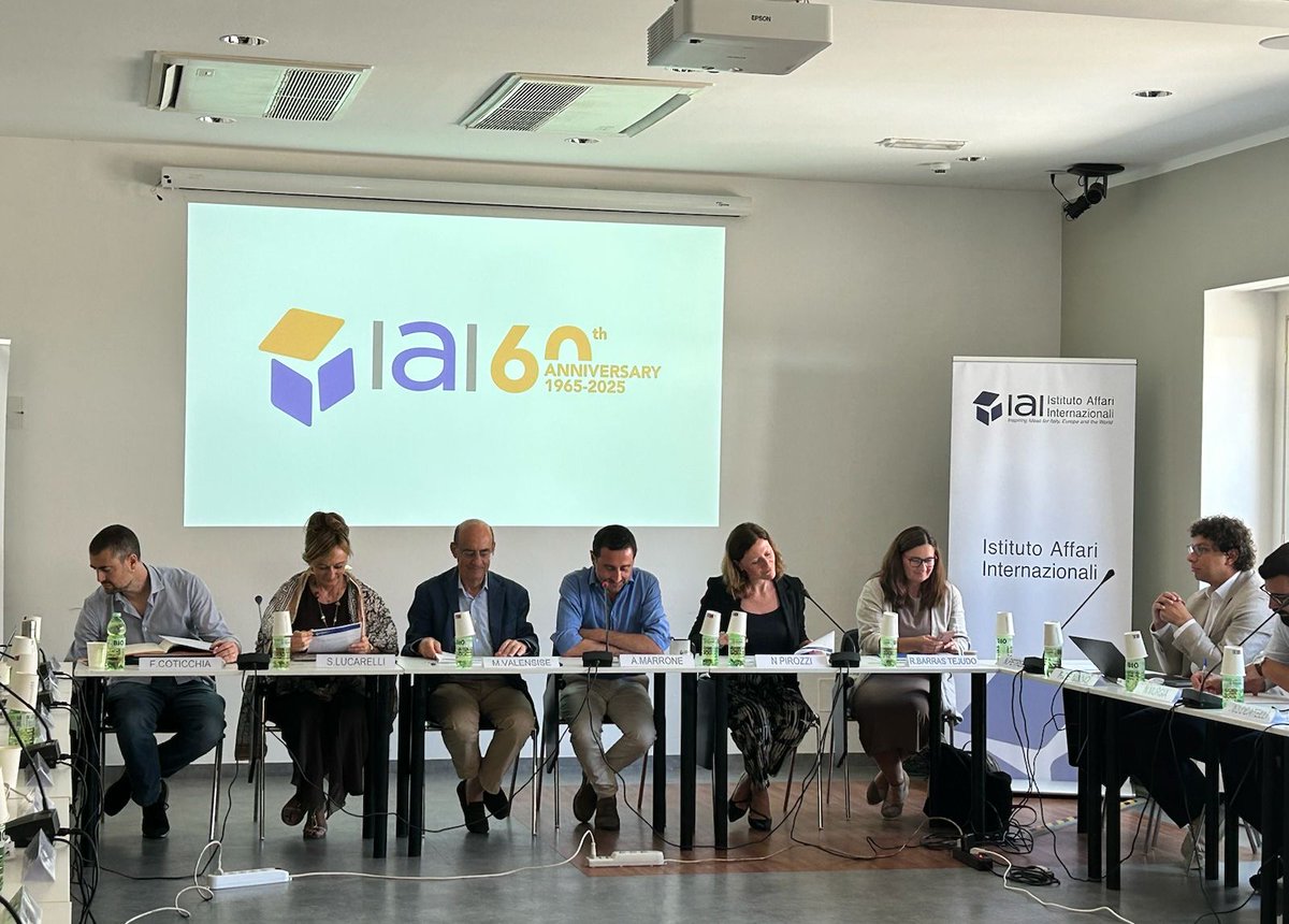 IAIonline's tweet image. Si è tenuta ieri la IV edizione dell’annuale seminario accademico organizzato dallo IAI. Il tema del 2025 è stato “La difesa dell’Europa in un sistema internazionale multipolare”: il primo panel si è concentrato sul ruolo degli Stati Uniti e le sfide al "rules-based international…