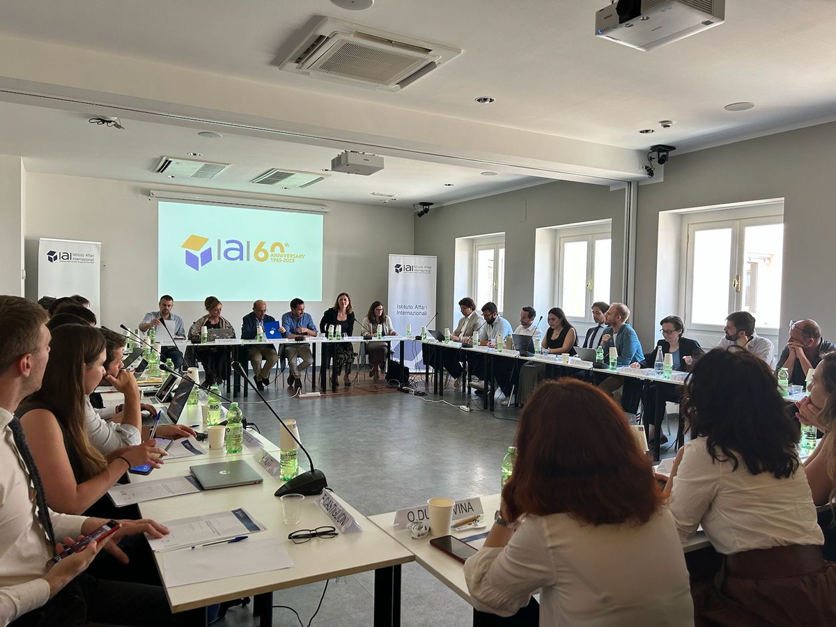 IAIonline's tweet image. Si è tenuta ieri la IV edizione dell’annuale seminario accademico organizzato dallo IAI. Il tema del 2025 è stato “La difesa dell’Europa in un sistema internazionale multipolare”: il primo panel si è concentrato sul ruolo degli Stati Uniti e le sfide al "rules-based international…