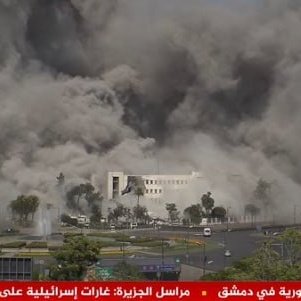 hashemy_ir's tweet image. حسین مرعشی:
«اگر روحانی با ترامپ سلام علیک میکرد و دست میداد، همه تحریمها برداشته میشد!»